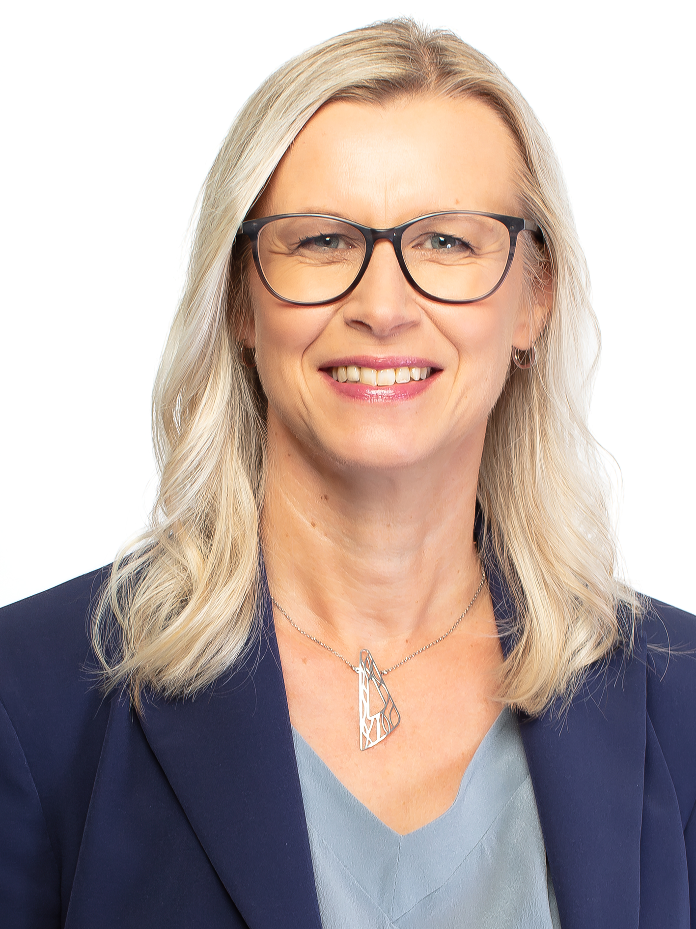 Portraitfoto von Andrea Domberger, Geschäftsführerin KEW